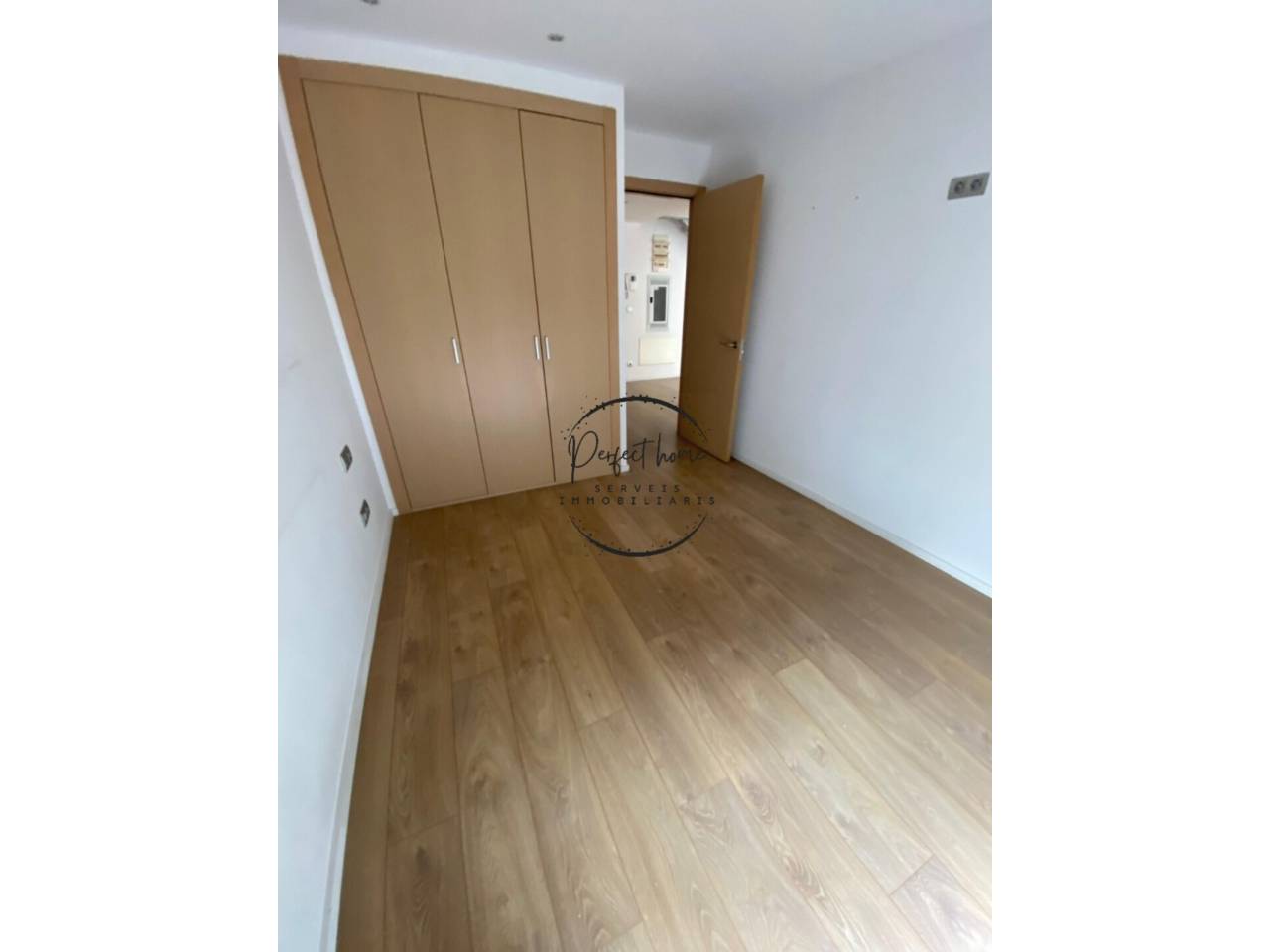 EN ALQUILER: EXCLUSIVO ÁTICO DÚPLEX EN PLENO CORAZÓN DE VIVAND (ESCALDES)