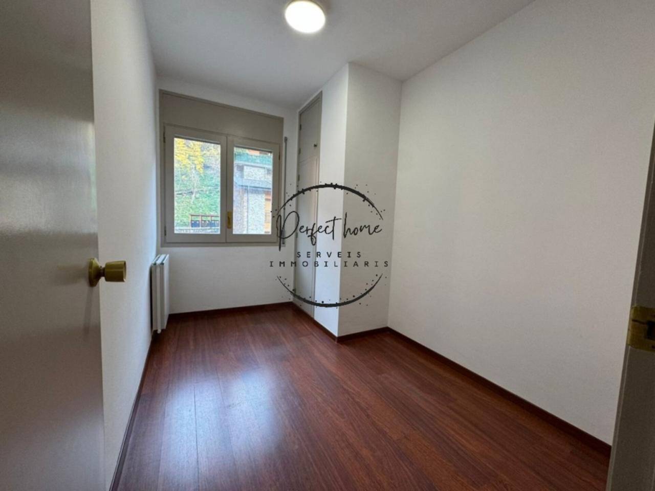 PISO EN VENTA EN ARINSAL ( LA MASSANA)