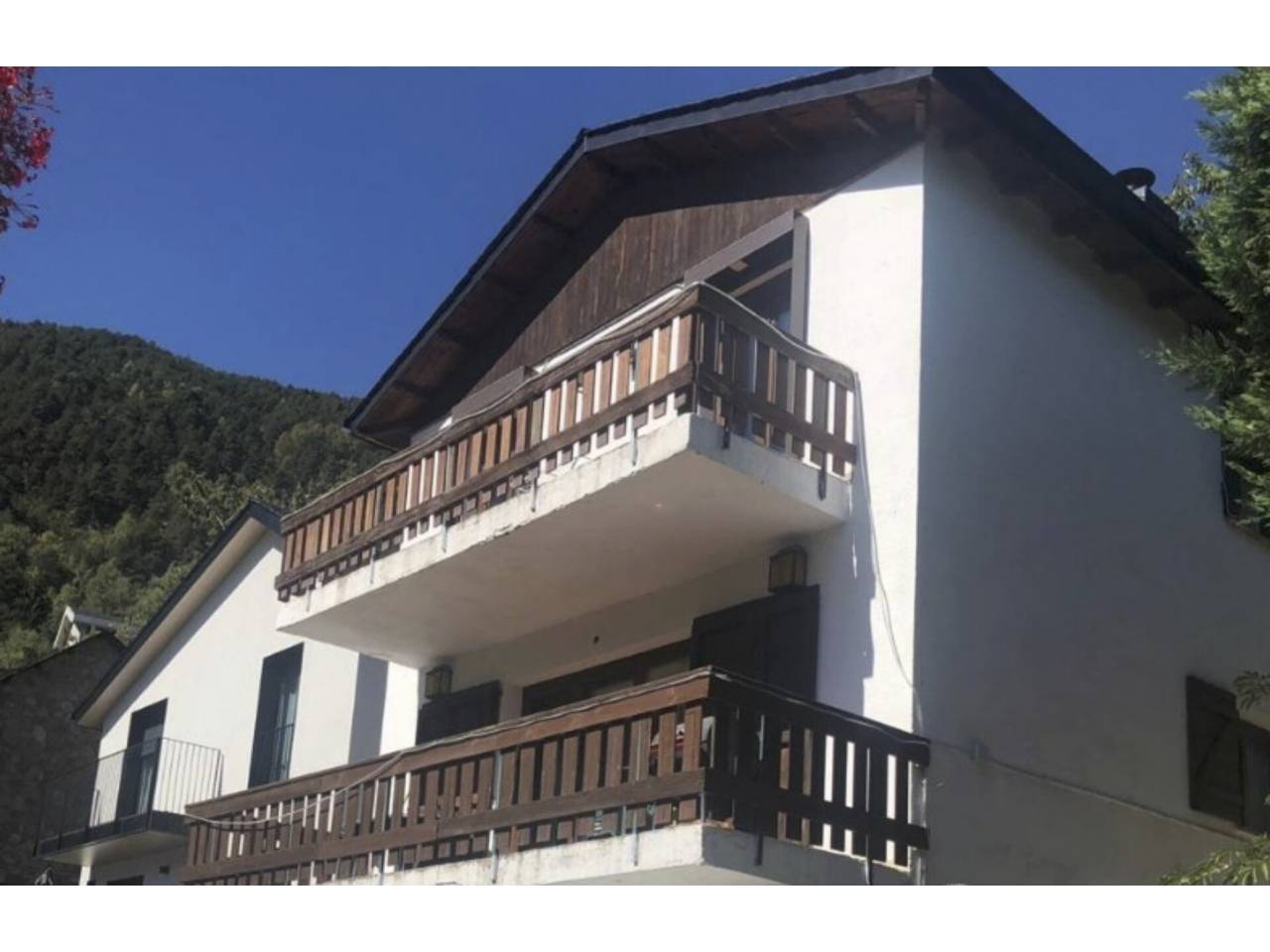 Casa unifamiliar en venda en Escàs