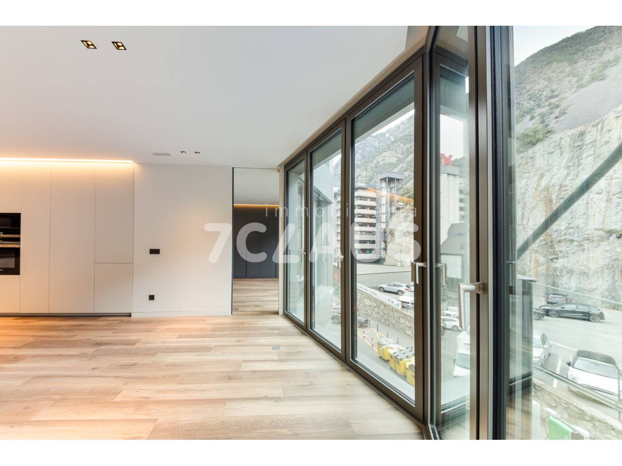 Piso en venta a estrenar, nueva construcción ubicada en pleno centro de Andorra la Vella 3