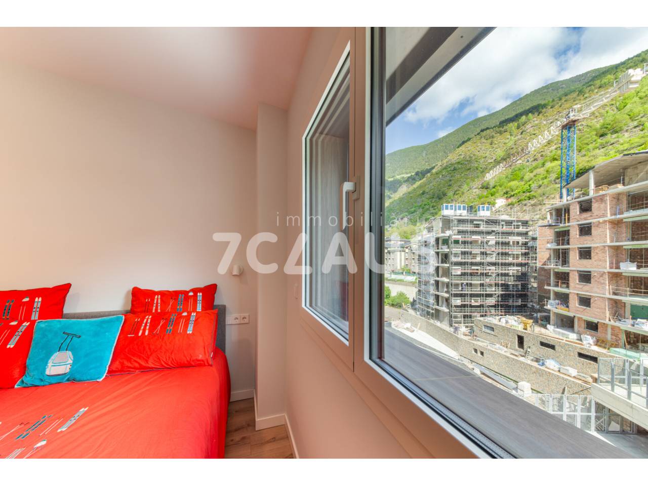 Nou àtic en venda a Encamp. 