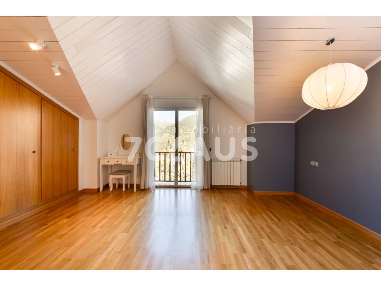 Casa adosada en lloguer a ORDINO