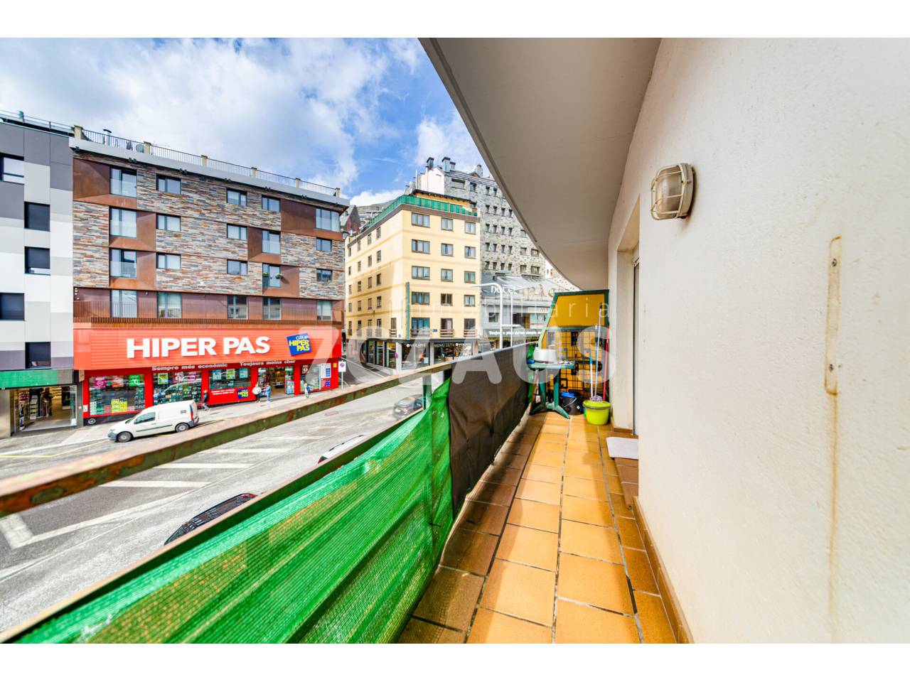 Apartament situal al centre del Pas de la Casa, a pocs metres de l'accés a pistes