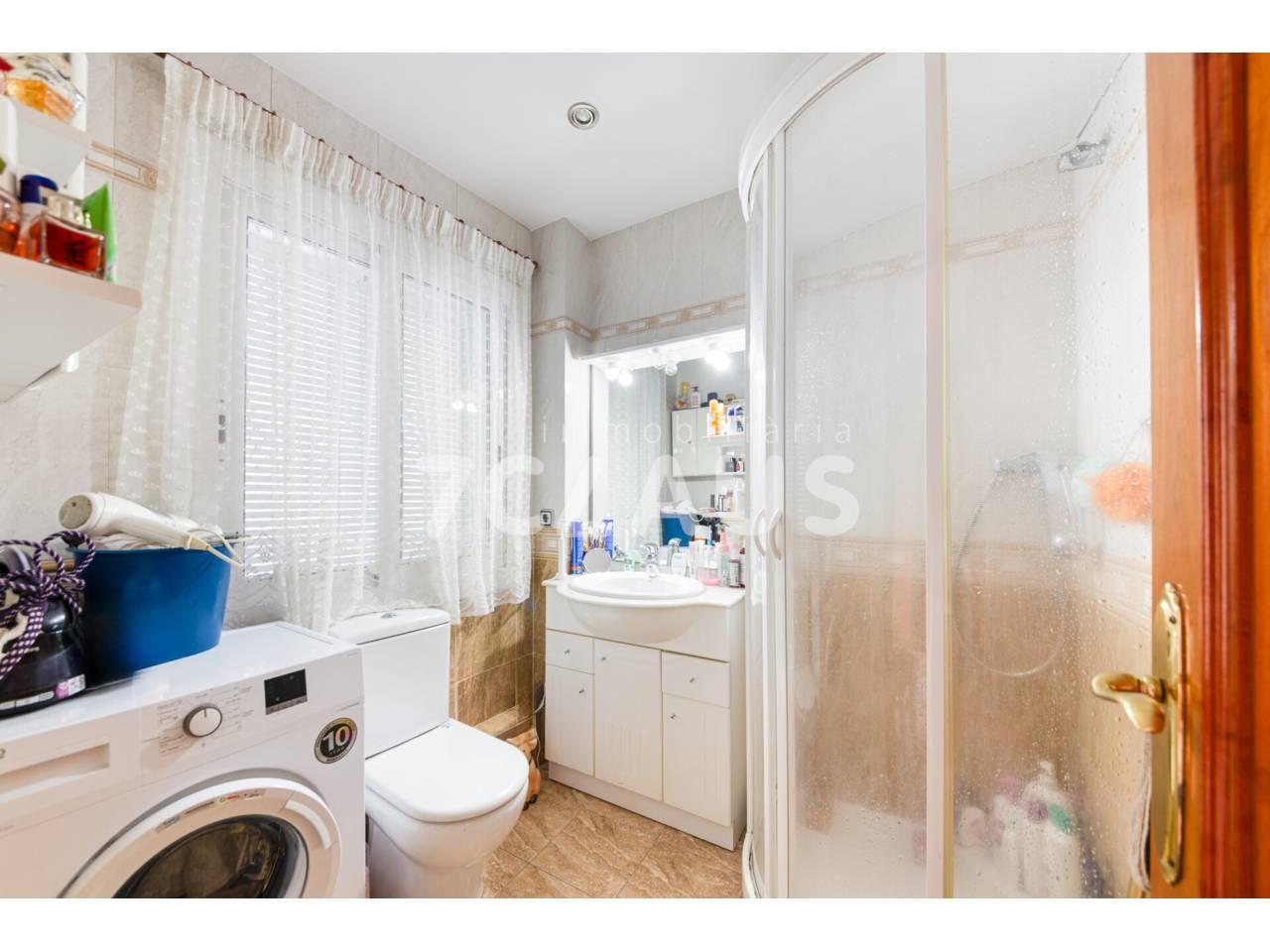 Apartament situal al centre del Pas de la Casa, a pocs metres de l'accés a pistes