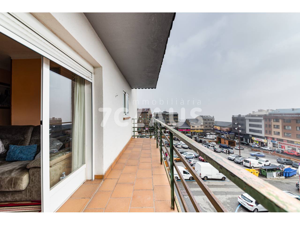 Apartament situal al centre del Pas de la Casa, a pocs metres de l'accés a pistes