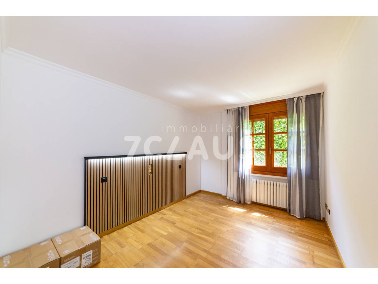 Amplio piso en venta situado en Sispony 17