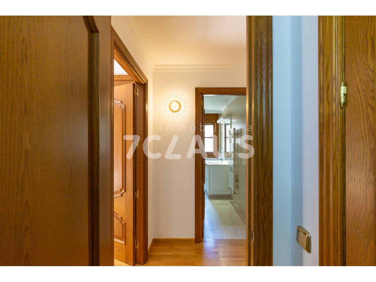 Amplio piso en venta situado en Sispony 18