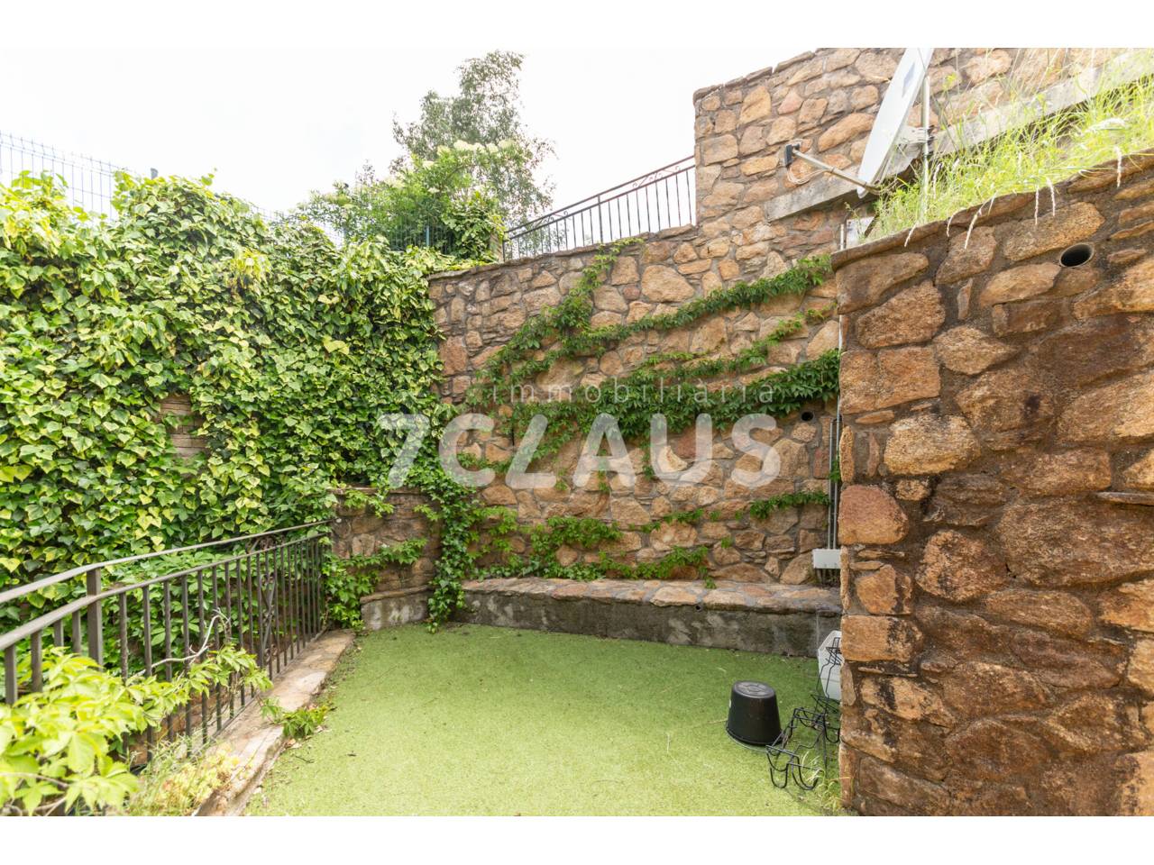 Amplio piso en venta situado en Sispony 22