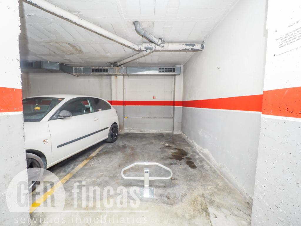 Plaza de 9 m² para coche pequeño o motos en Can Boada