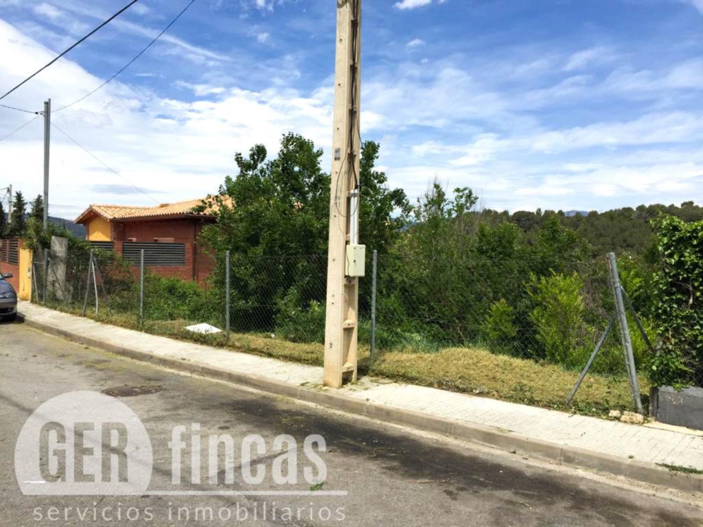 Terreno vallado y edificable de 401 m² en Can Palet de Vista Alegre