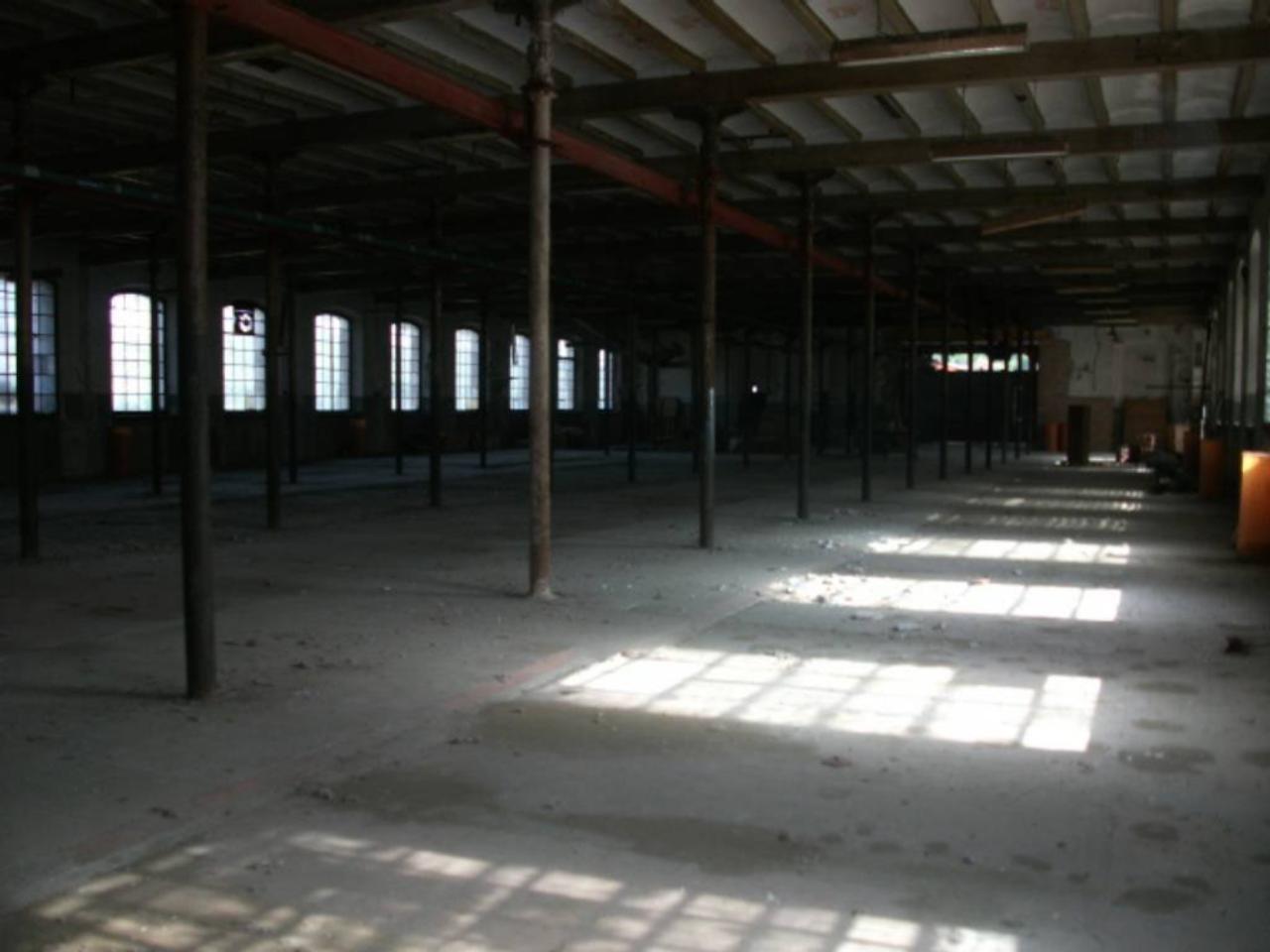 Nave en ZONA CAL ABADAL