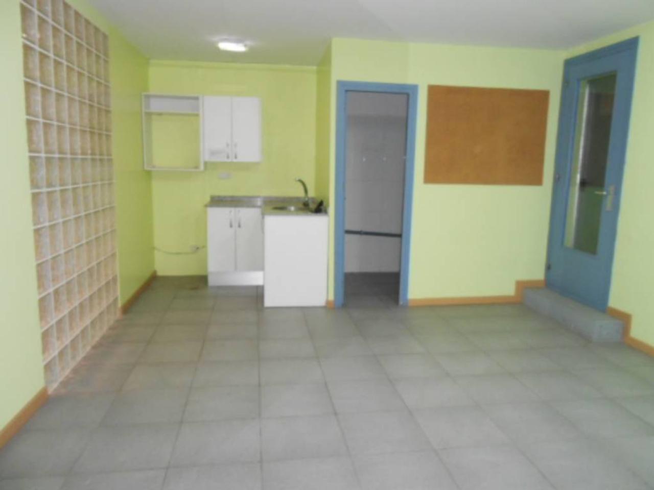 Local en Passeig i Rodalies