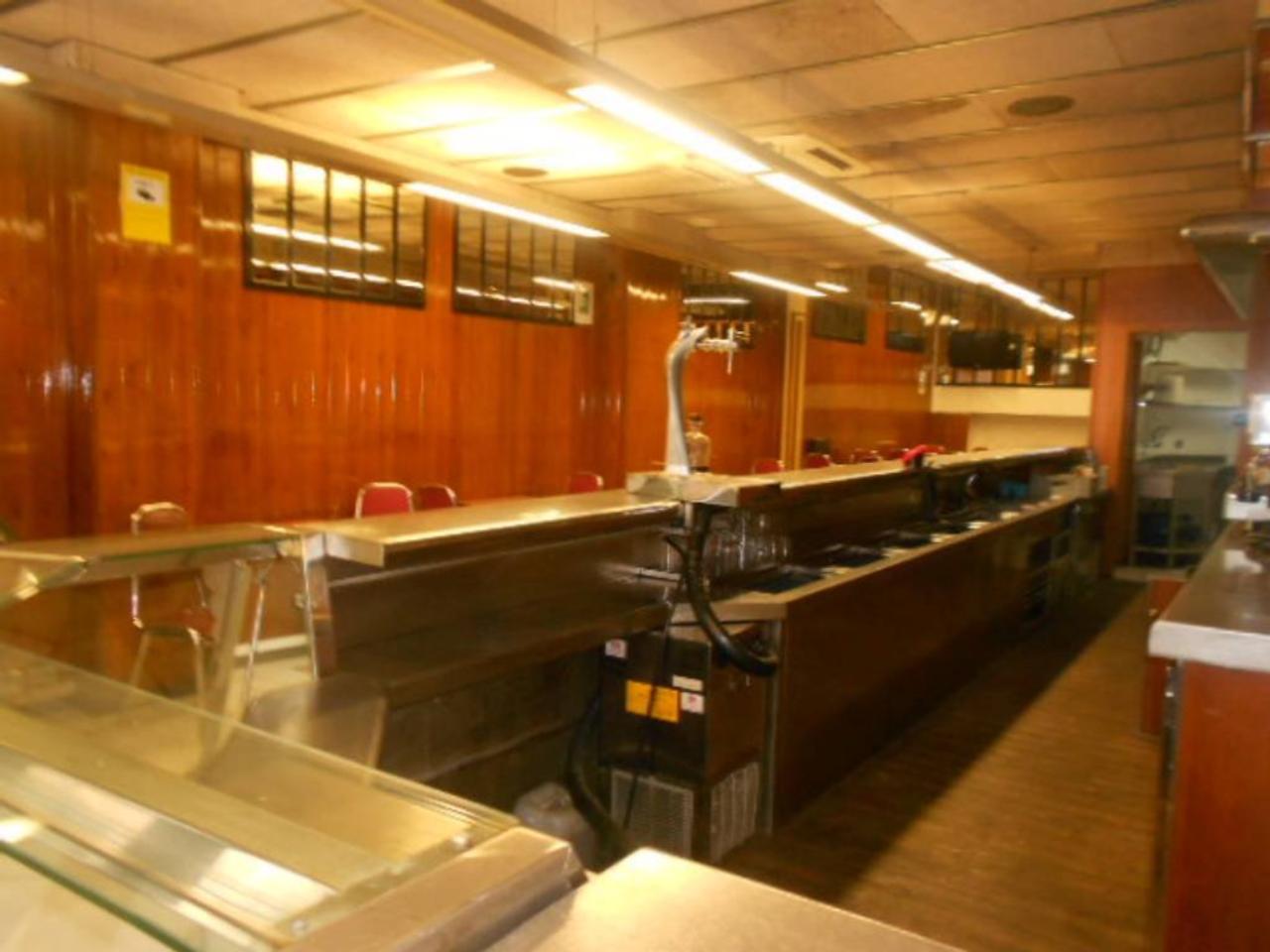 Local en ZONA PL. BAGES