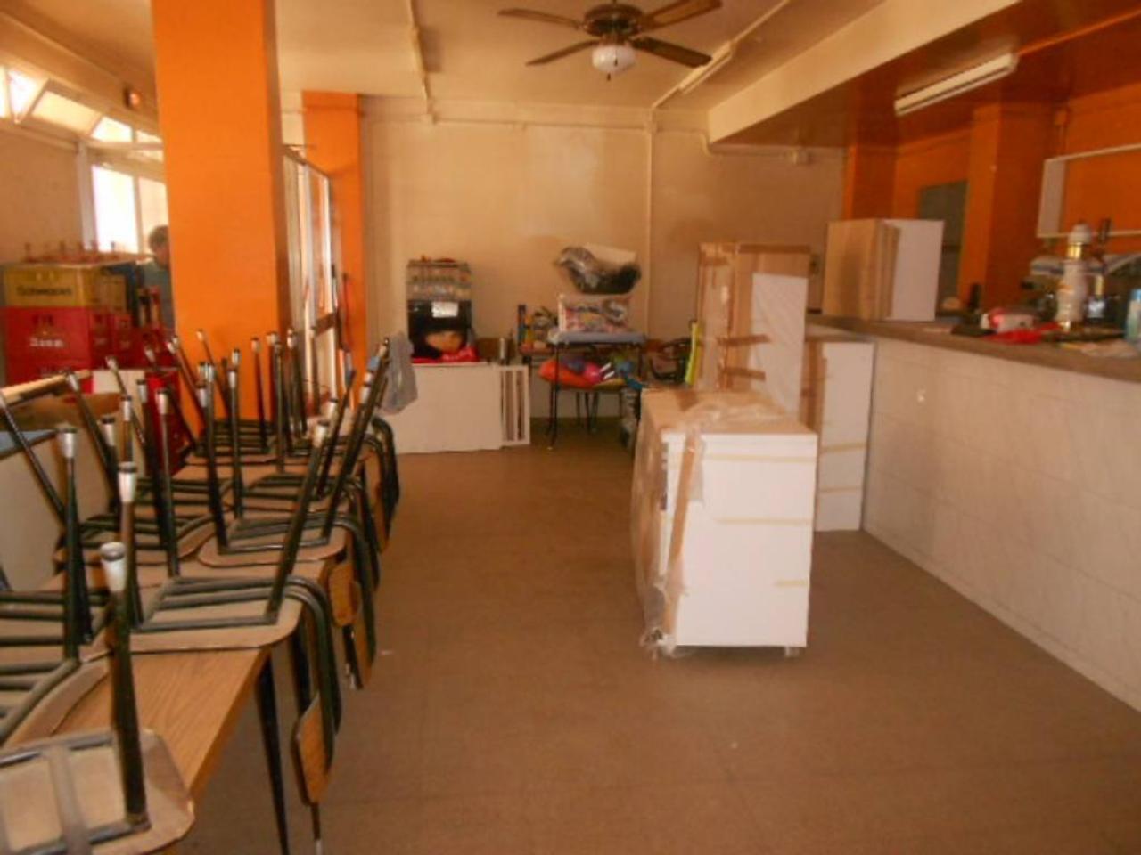 Local en ZONA RESIDENCIA