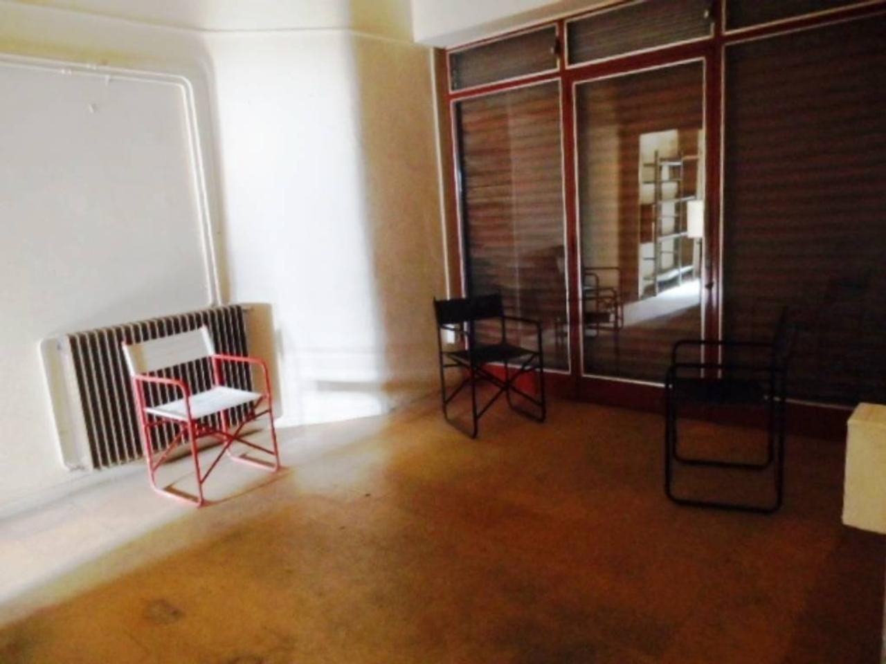 Local en ZONA POBLE NOU