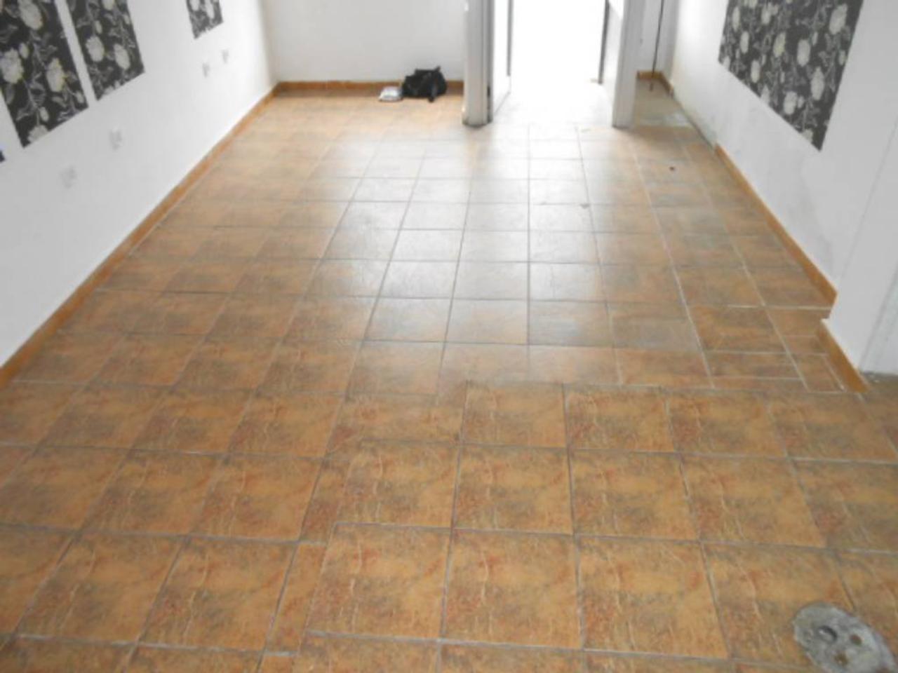 Local en ZONA COLEGIO