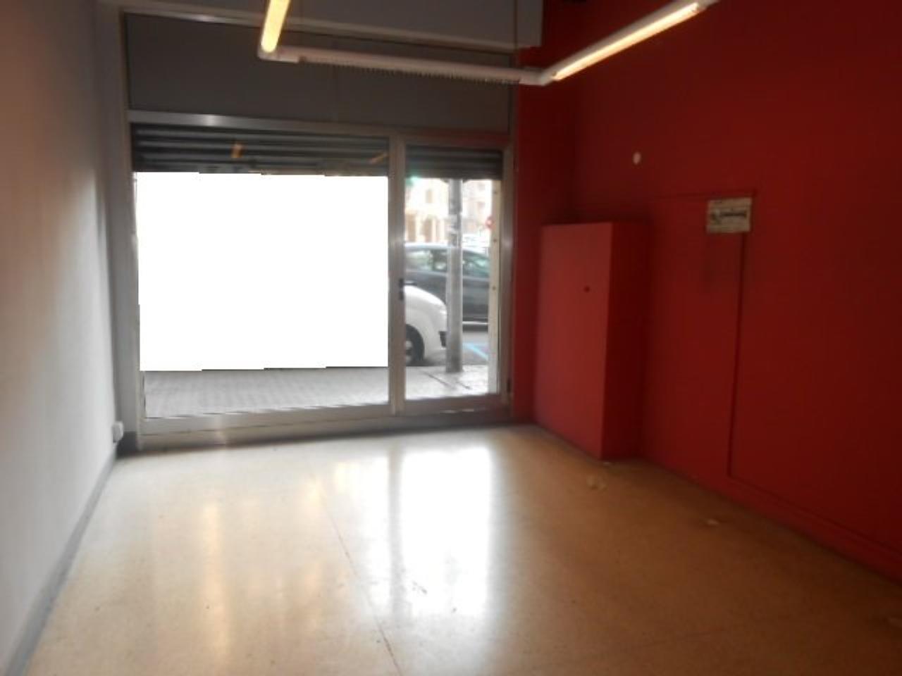 Local en ZONA PL. BAGES