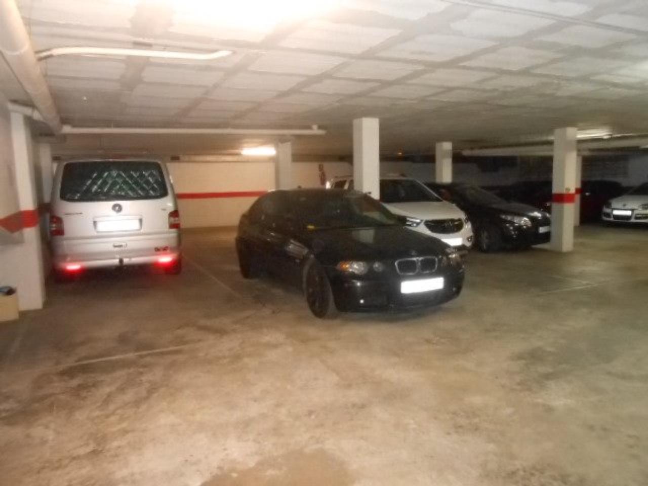 Parking en ZONA IGLESIA