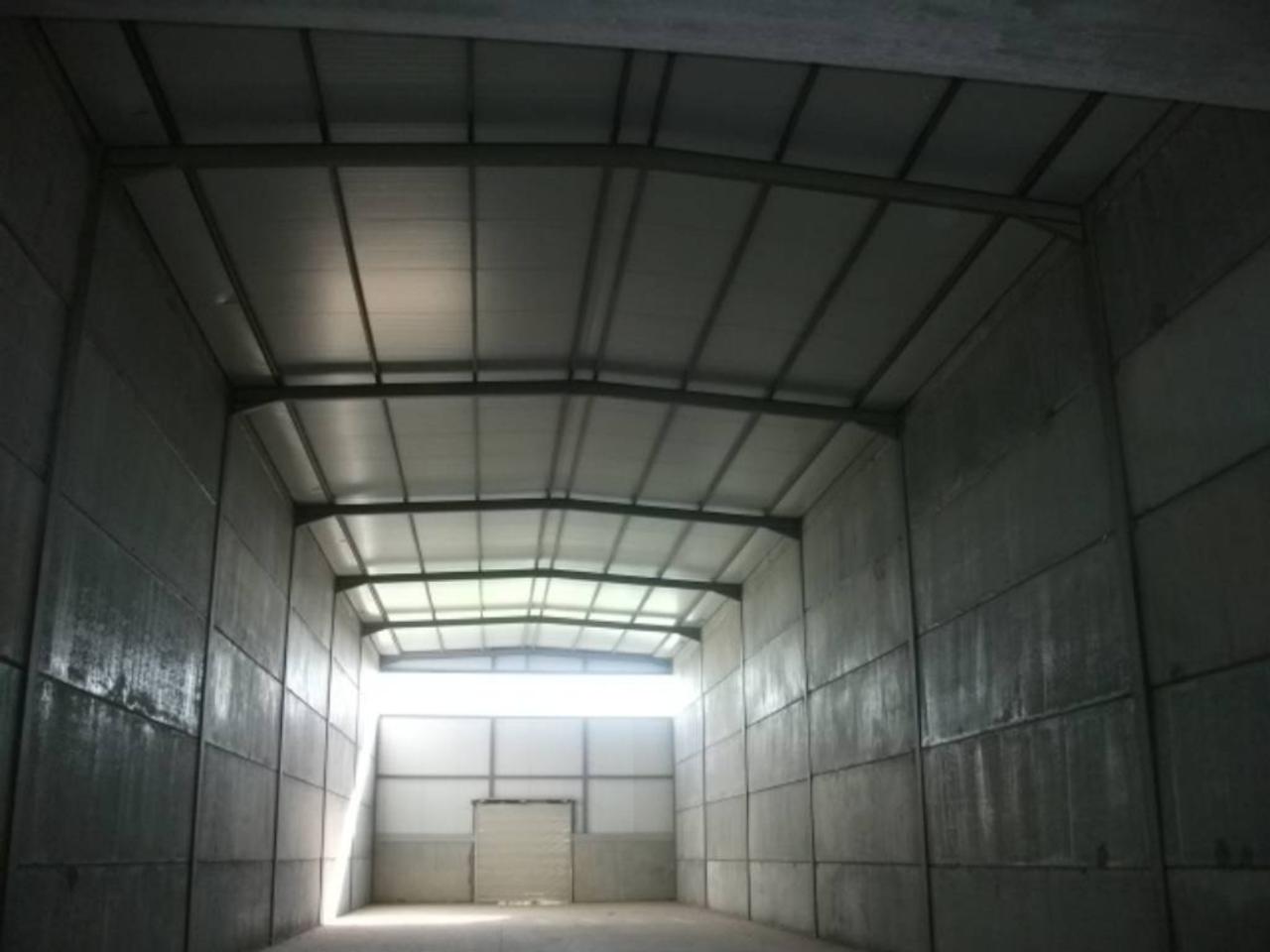 Nave en P.I. SANTA ANNA