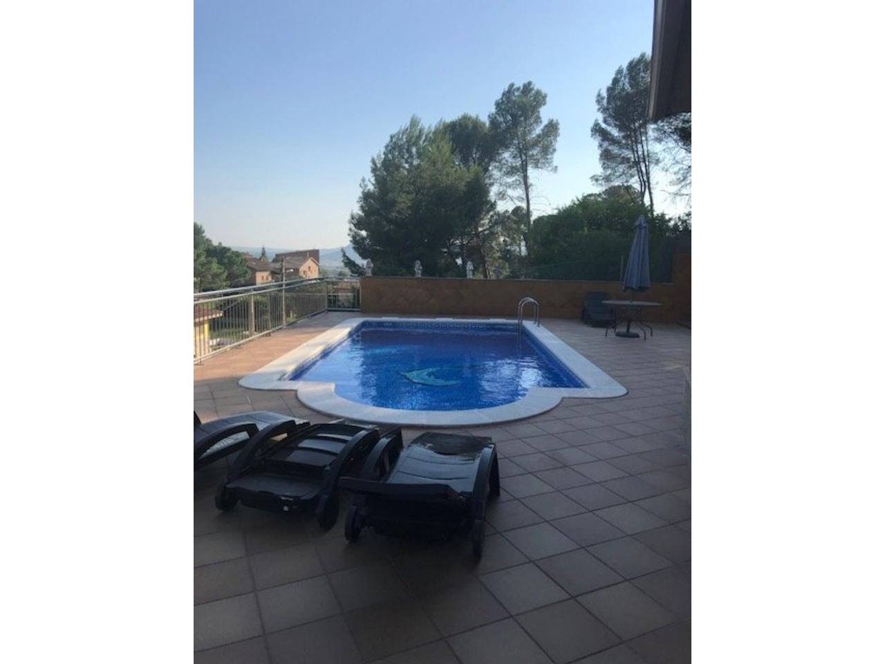 Casa en ZONA MIRADOR MONTSERRAT