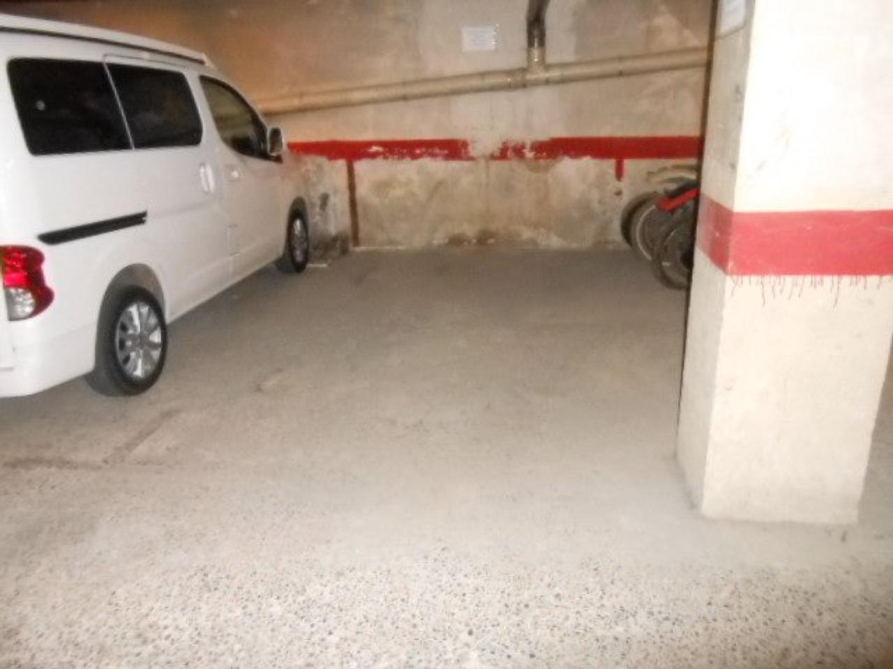 Parking en ZONA BASES