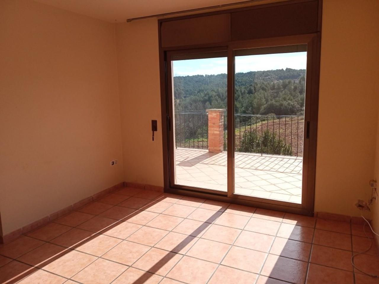 Piso en ZONA IGLESIA