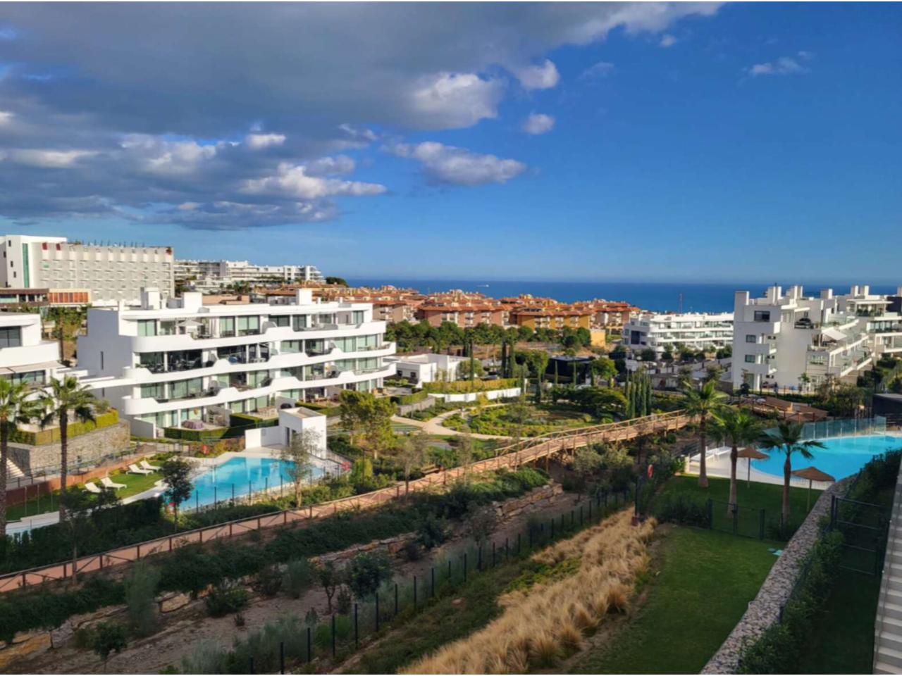 Apartamento de obra nueva en Torreblanca del Sol, Fuengirola - 1