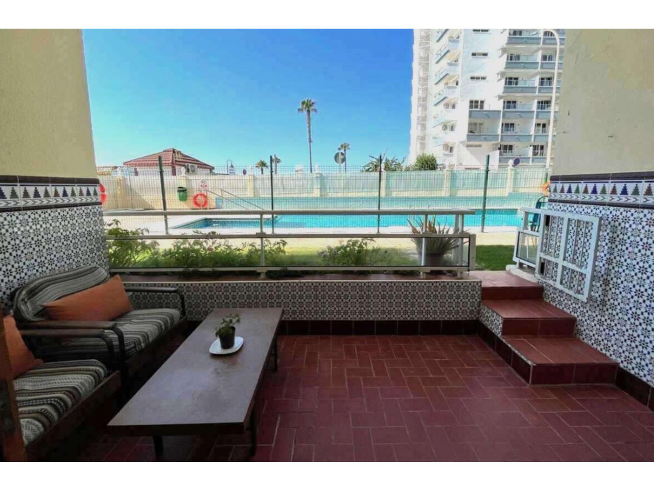 Apartamento en La Carihuela, Torremolinos - 1