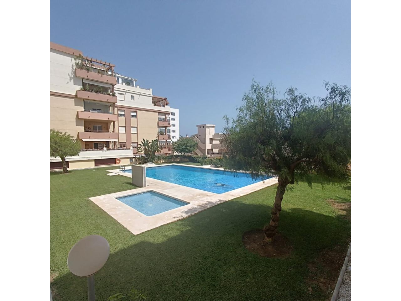 Apartamento en Zona Centro Comercial de Torrequebrada, Benalmádena - 1