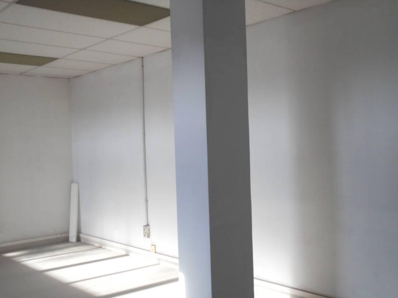 Local en CTRA DE VIC