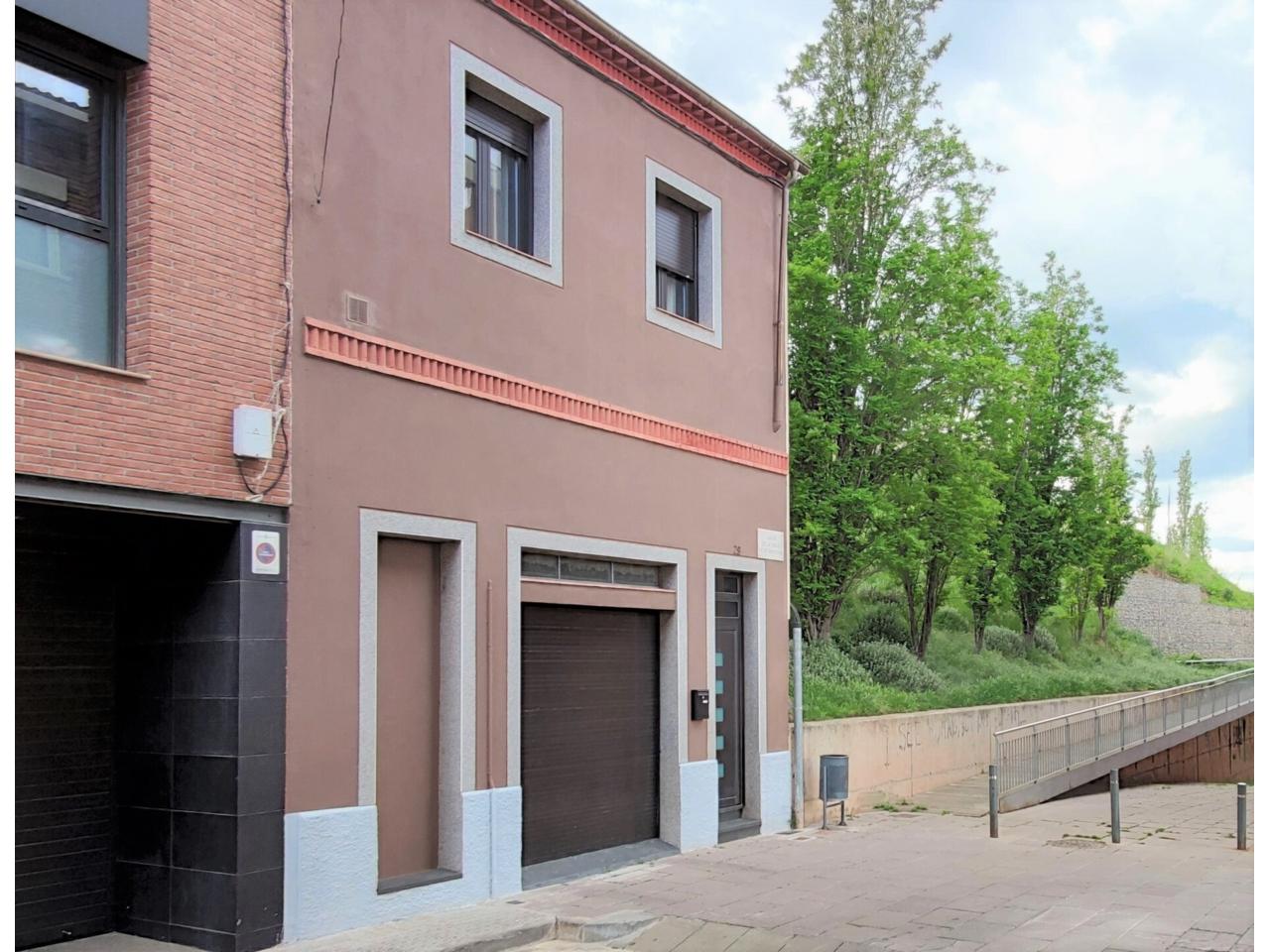 Casa en ELS AMETLLERS (Manresa)