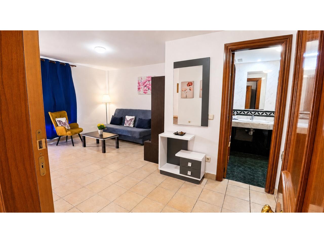 Apartment mit separatem Schlafzimmer, Terrasse, Pool und Parkplatz in Esquinzo, foto 3