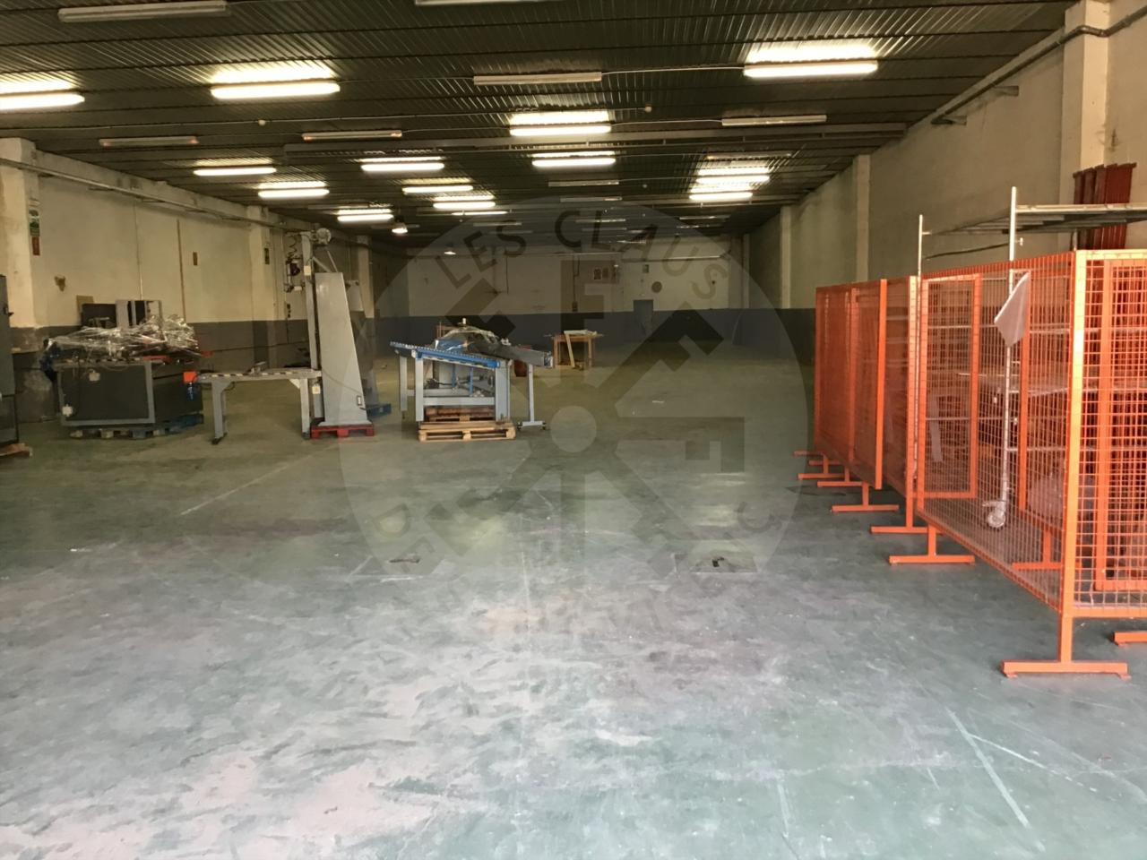 Nave en Pol.Ind. Pla del Riu (Sant Vicenç de Castellet)