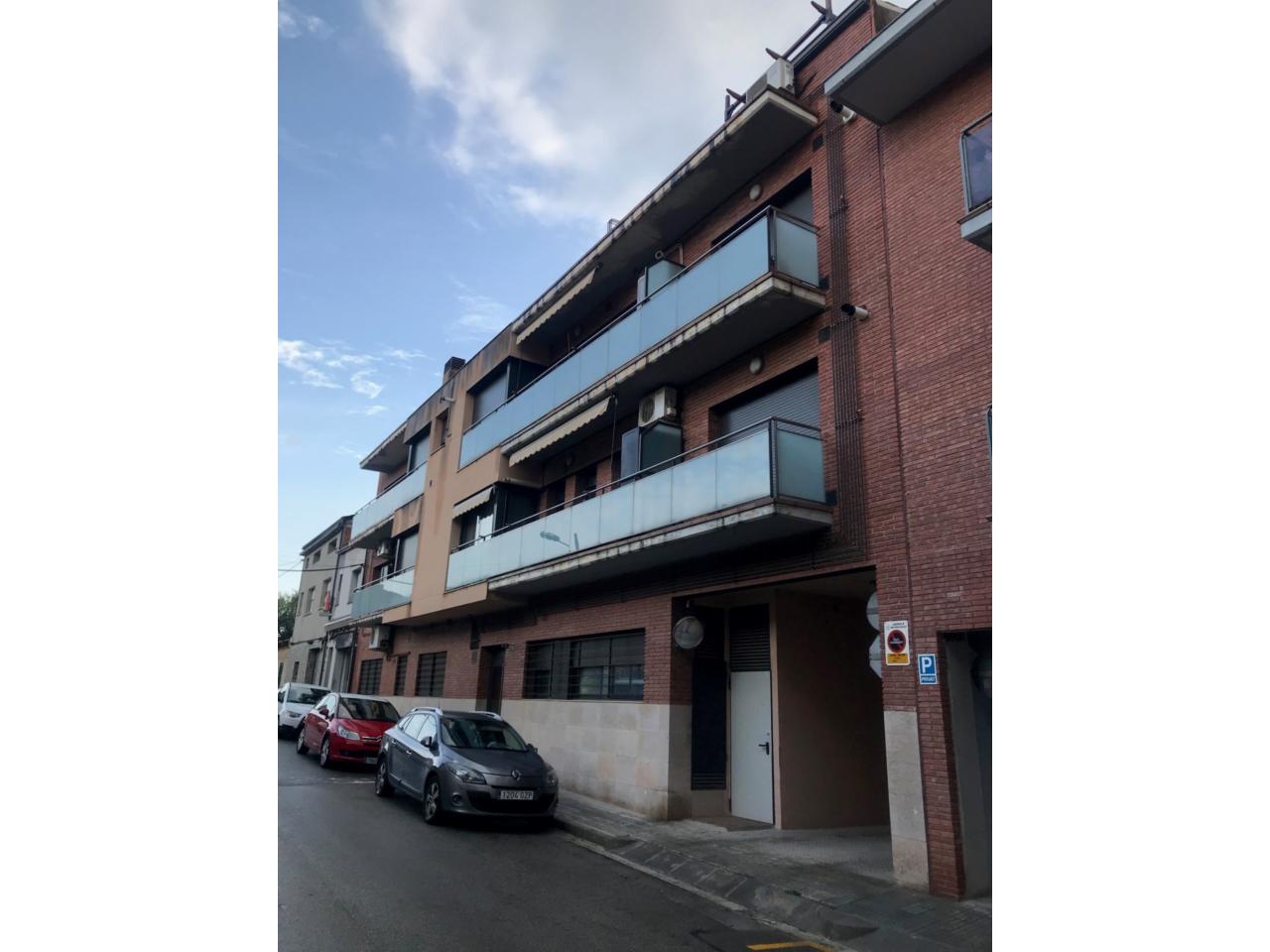 Parking en Sant Vicenç de Castellet