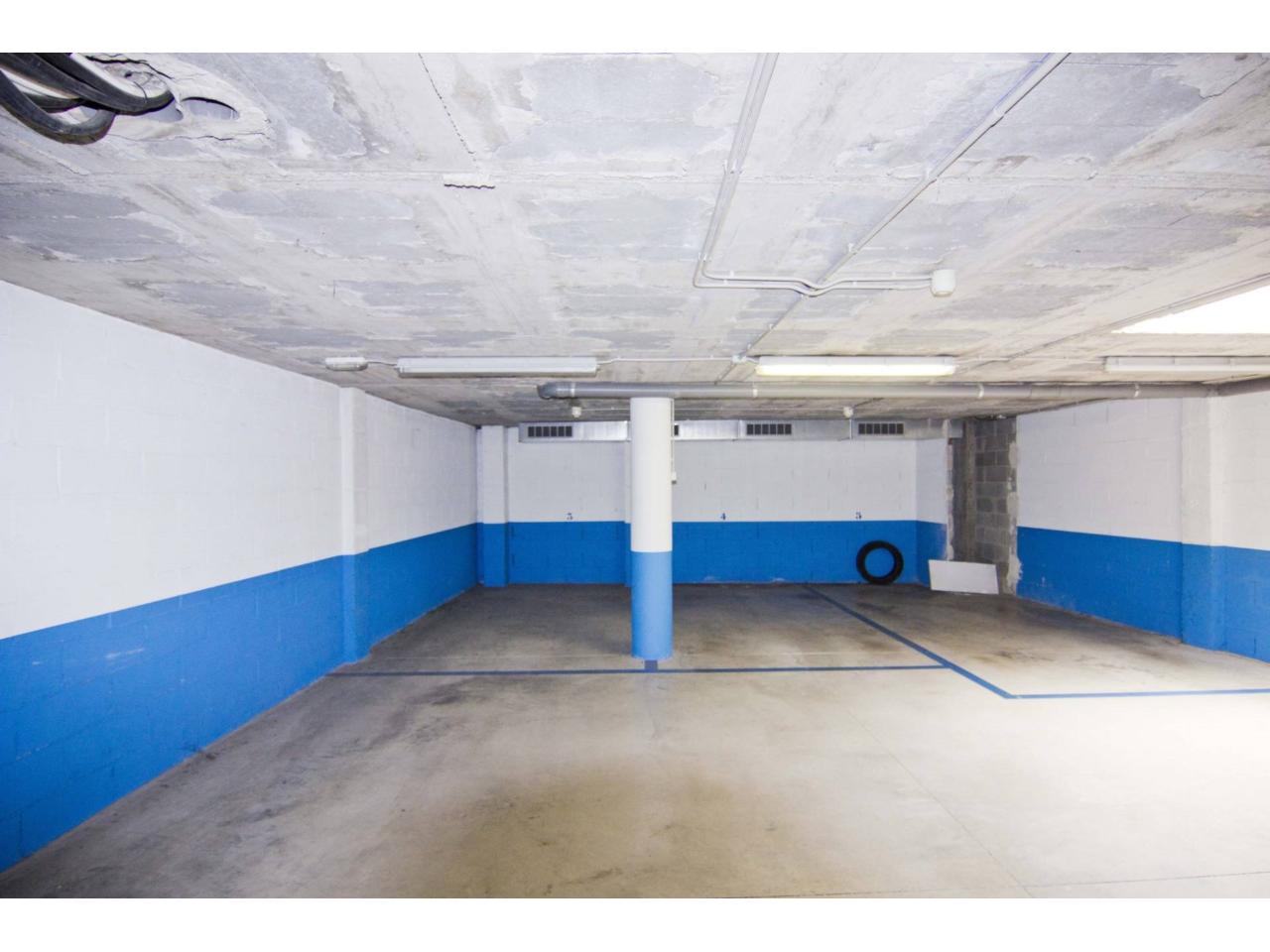 Parking en Valldaura