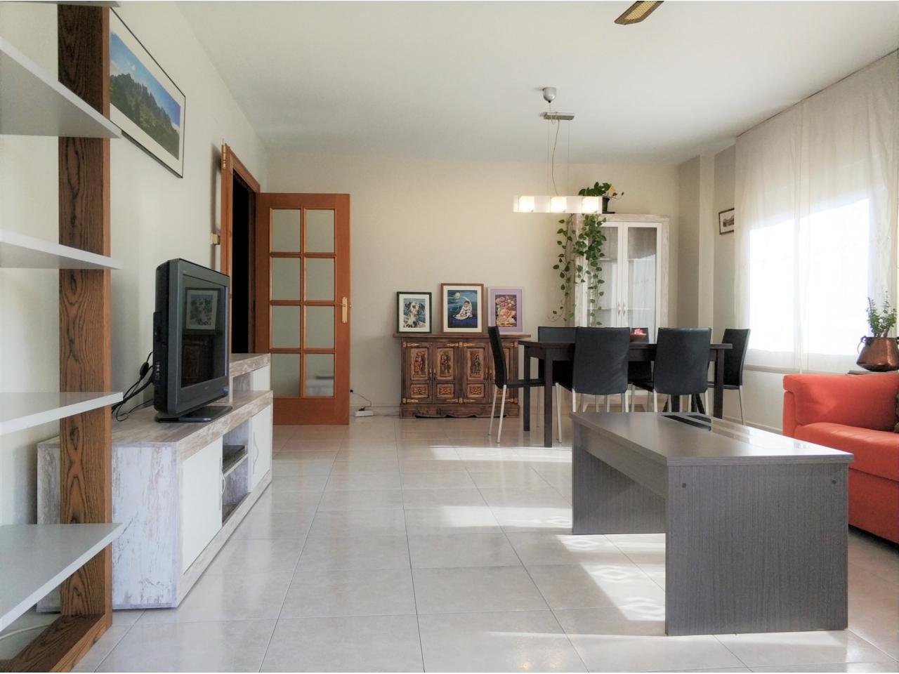 Piso en PLAÇA DE L´ EXCURSIONISME (Manresa)