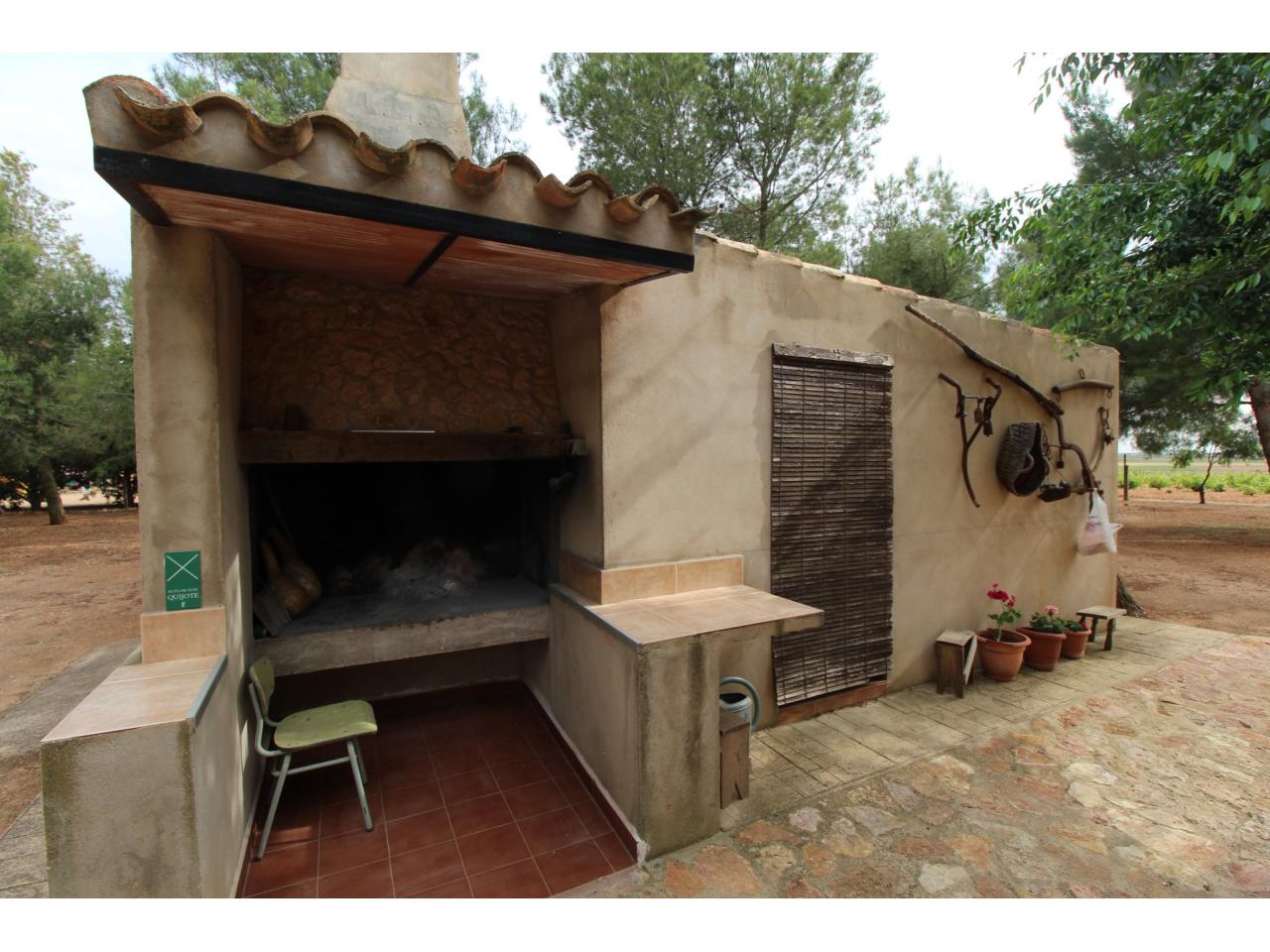 INMOBILIARIA CASAS & FINCAS Casa de campo en venta en Villarrobledo