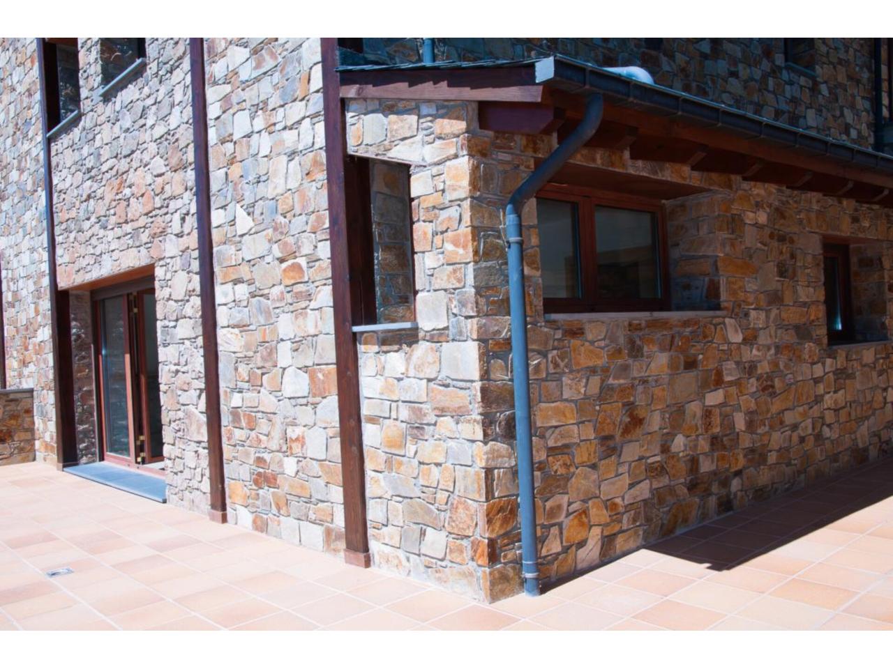 250-bedroom house for sale in El Forn, Canillo · 9 of 14