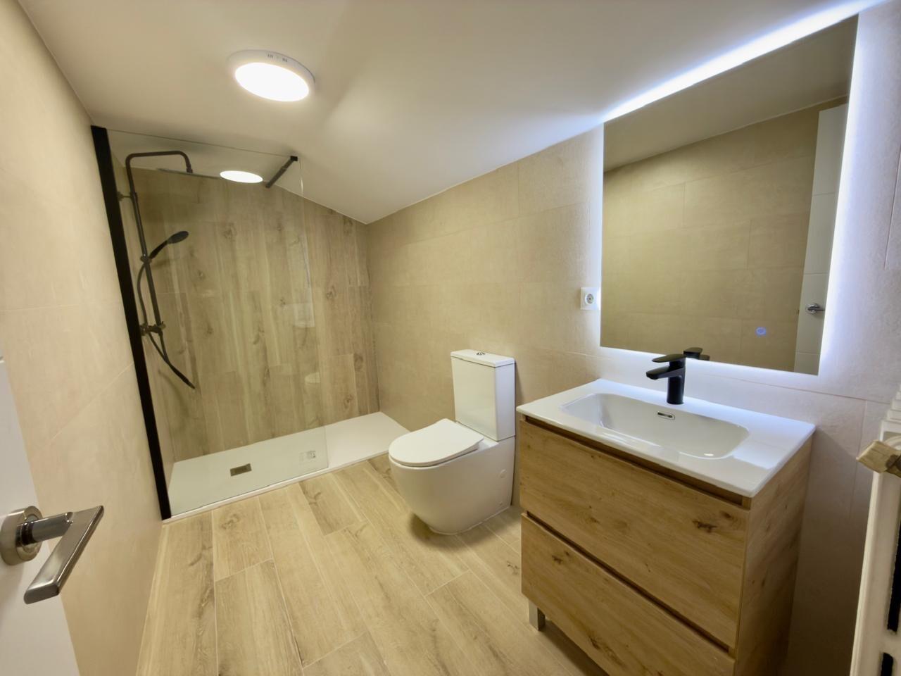 63-bedroom flat for sale in Encamp · 12 of 28