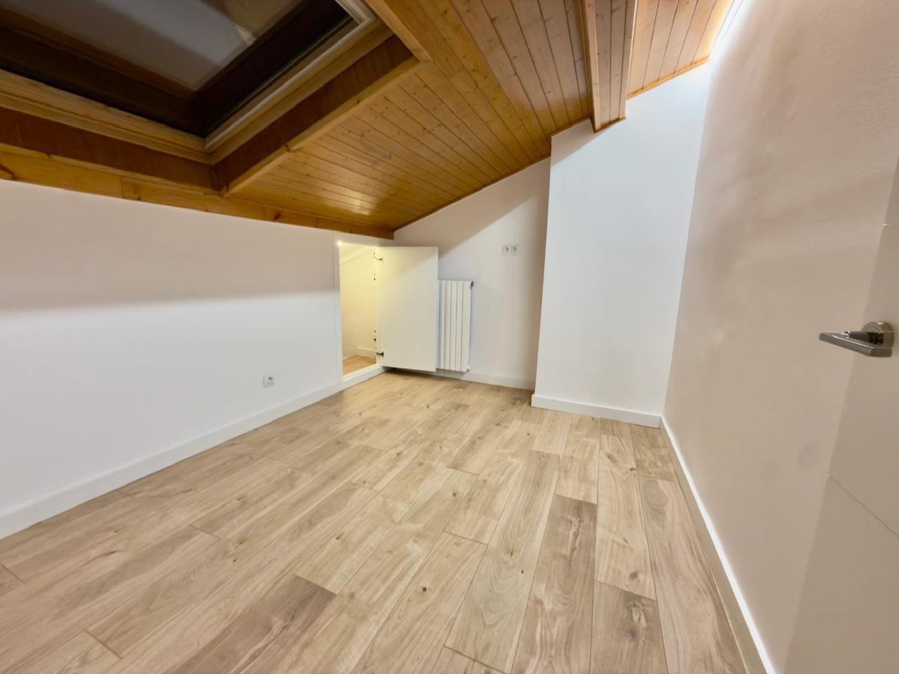 63-bedroom flat for sale in Encamp · 18 of 28