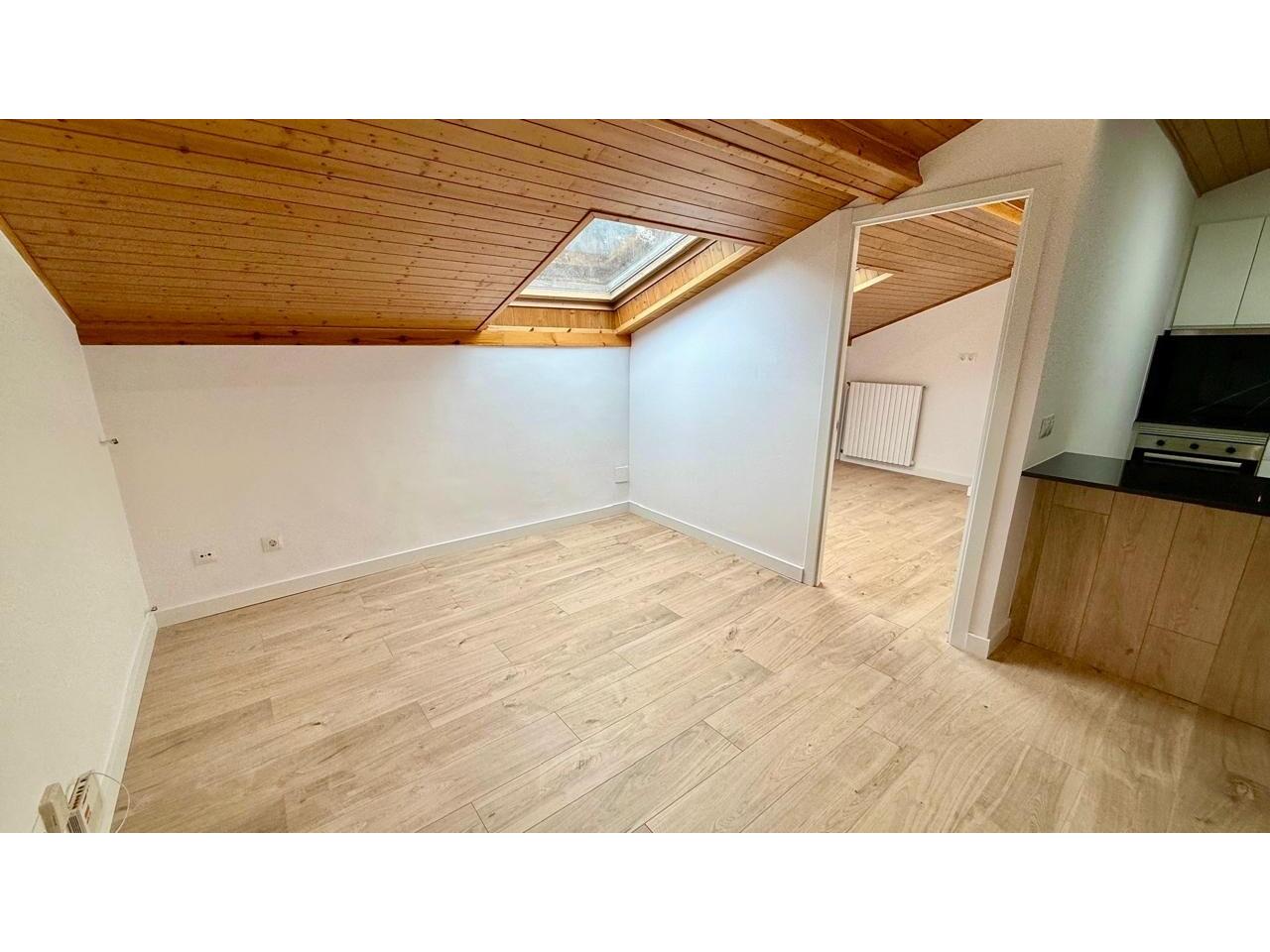 63-bedroom flat for sale in Encamp · 15 of 28