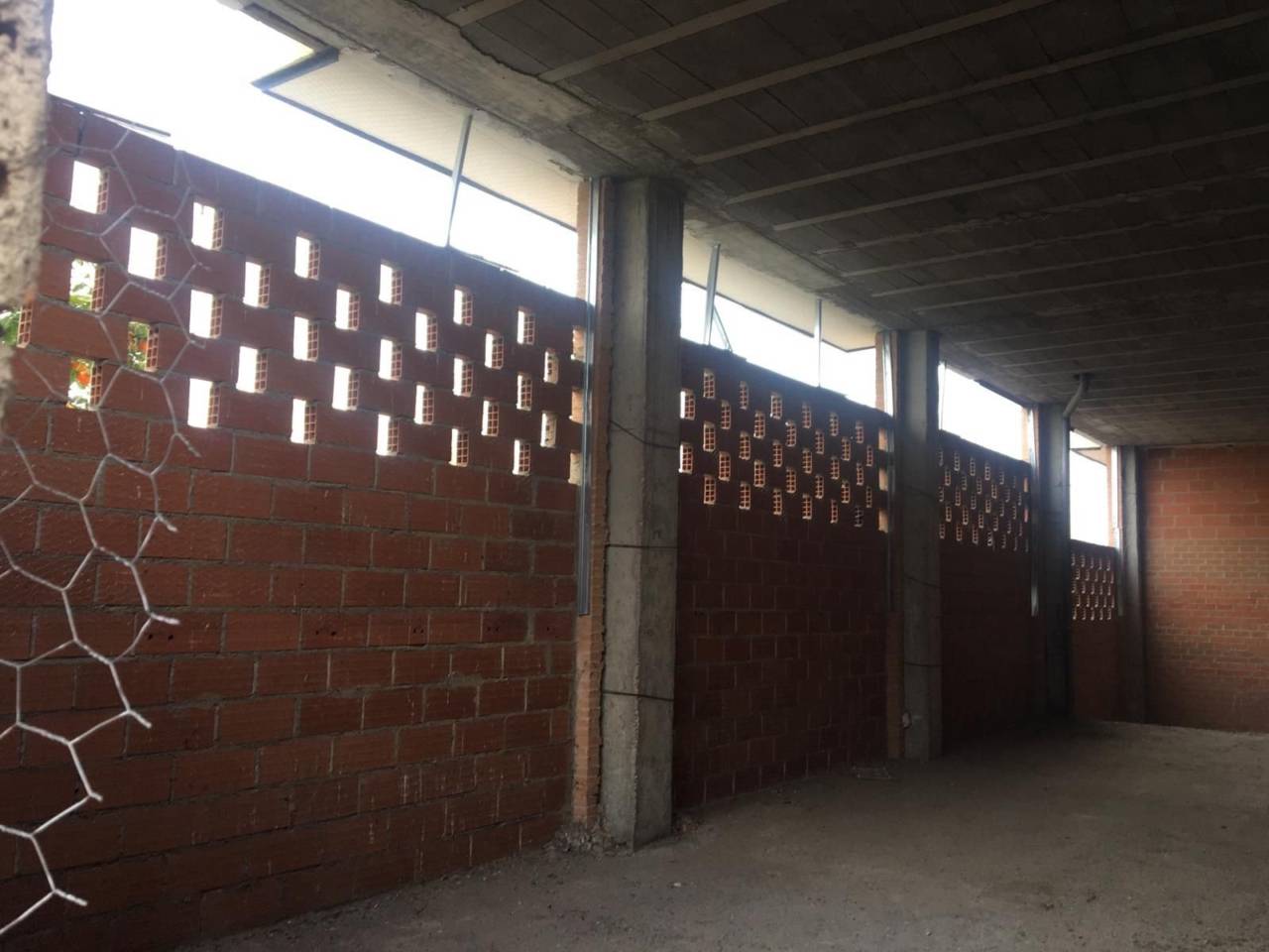 locales-comerciales en merida · los-milagros-la-corchera 123900.00€