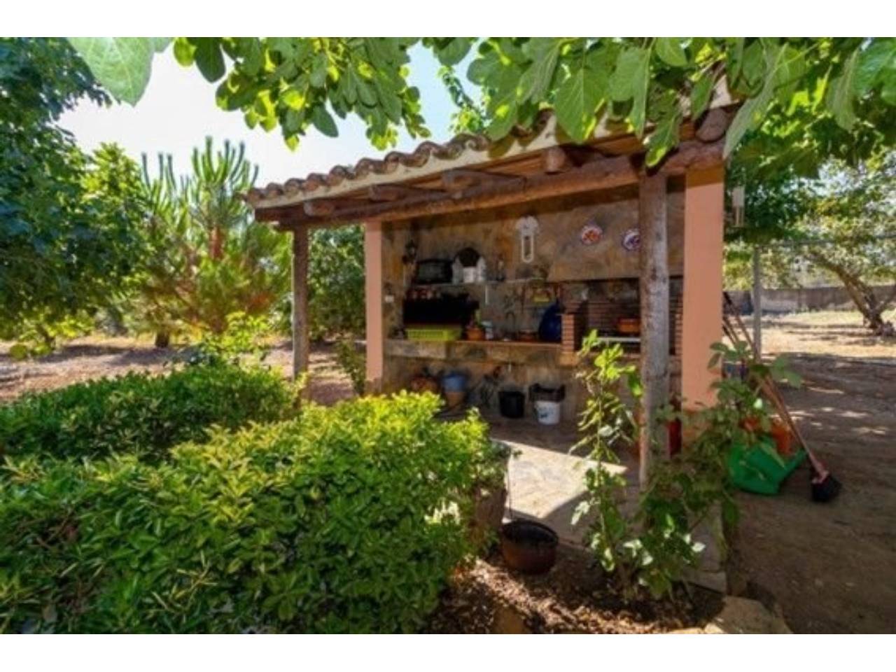 finca-rustica en almendral · almendral 350000.00€