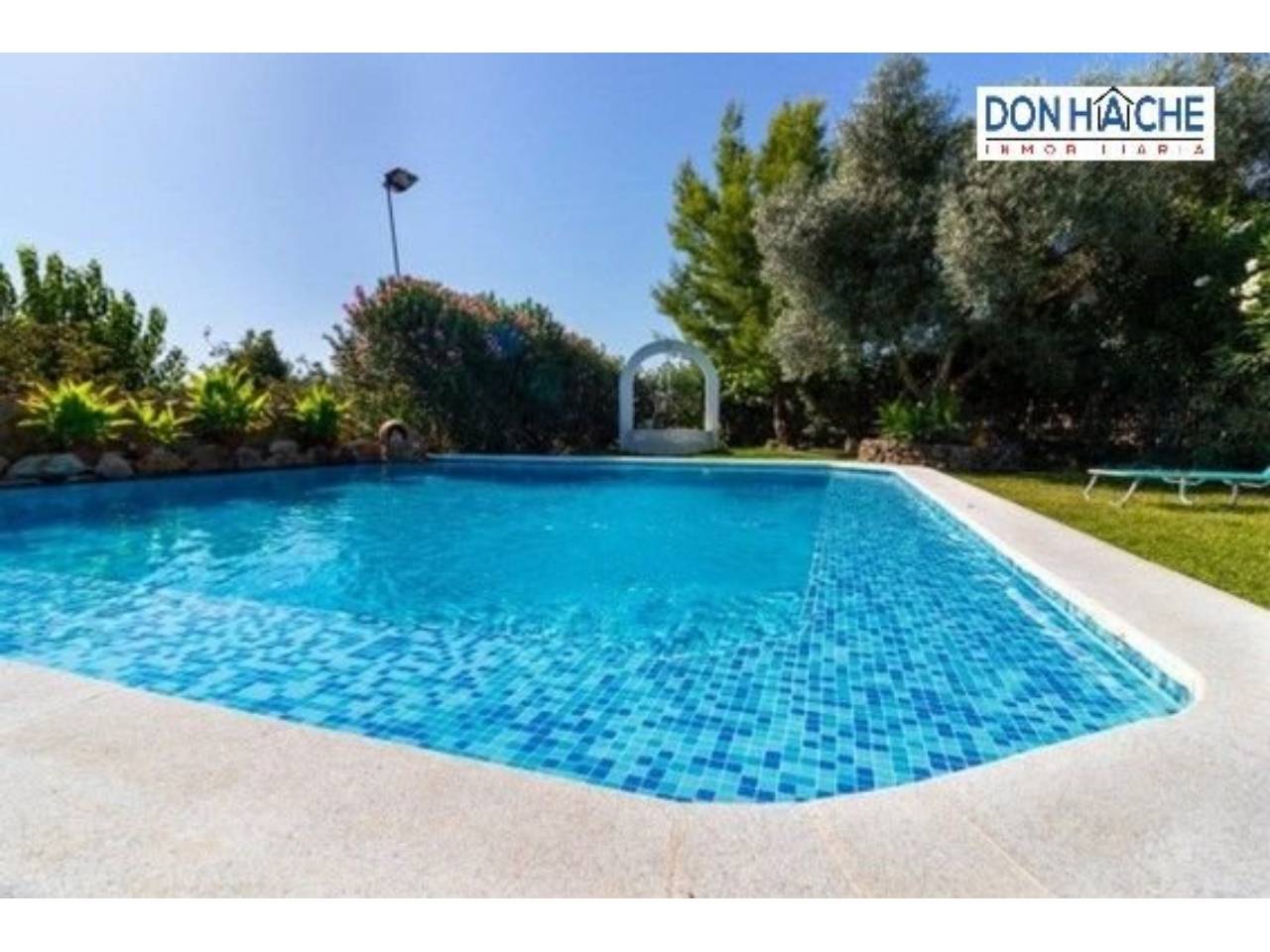 finca-rustica en almendral · almendral 350000.00€