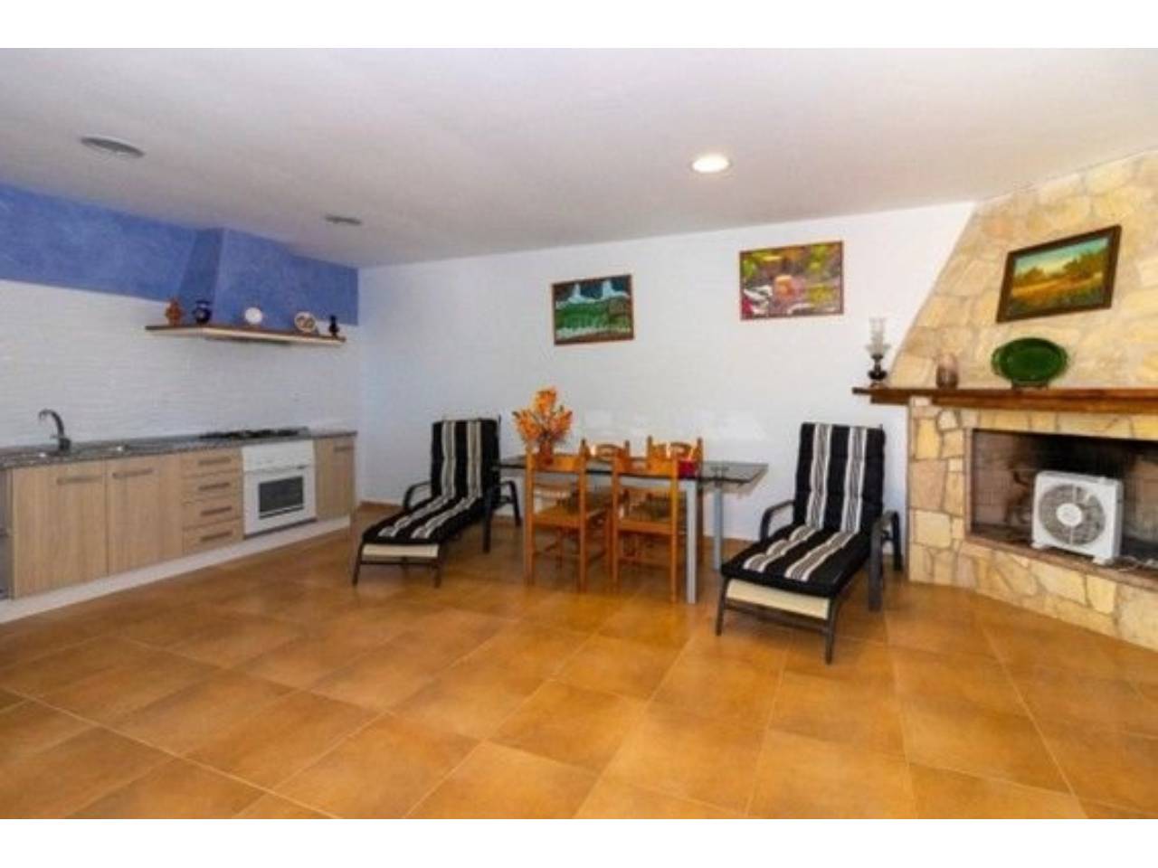 finca-rustica en almendral · almendral 350000.00€