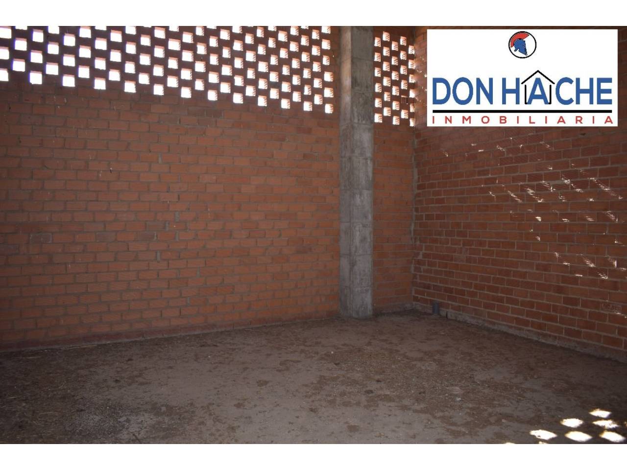 locales-comerciales en merida · los-milagros-la-corchera 85000.00€