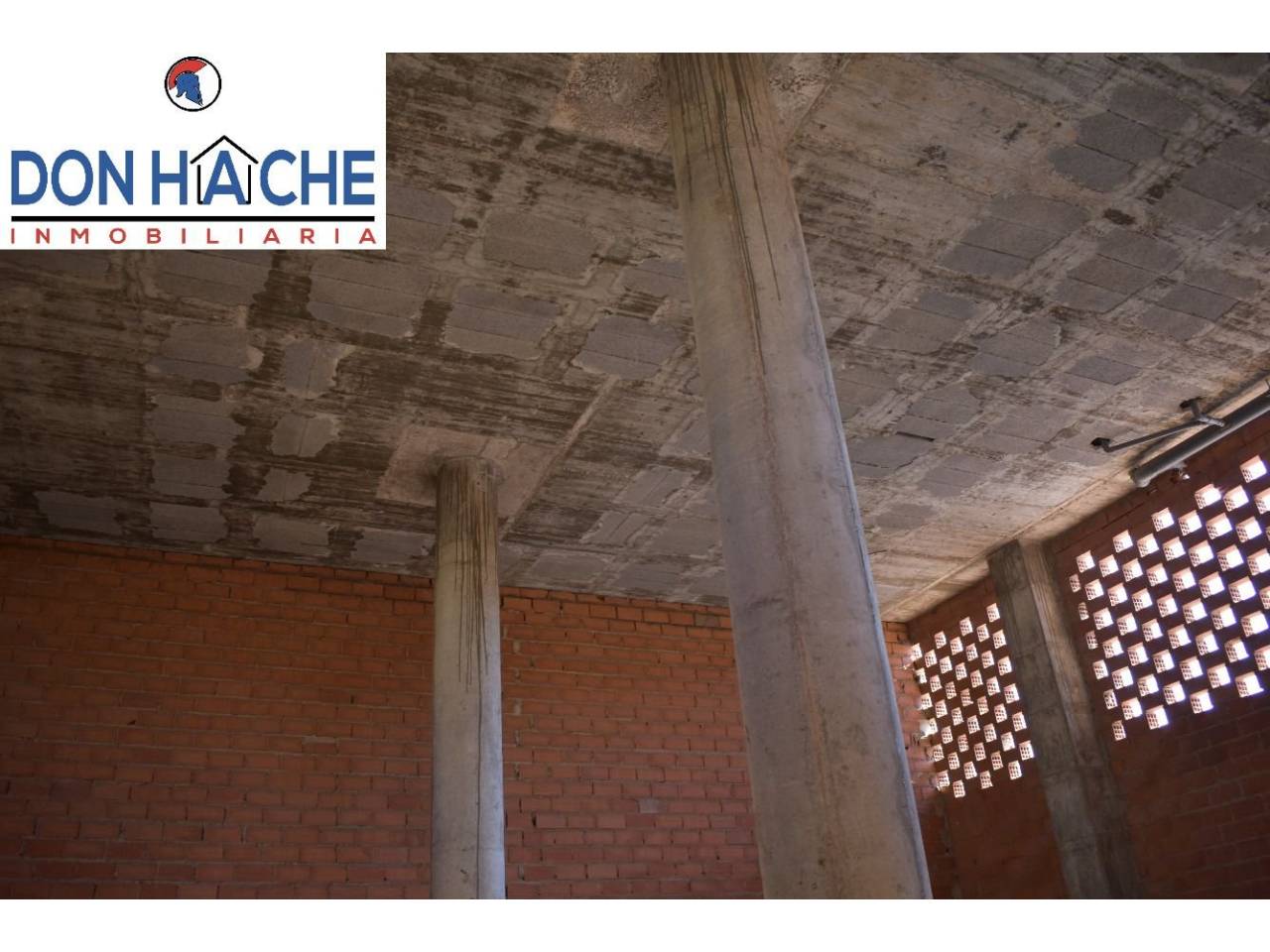 locales-comerciales en merida · los-milagros-la-corchera 85000.00€