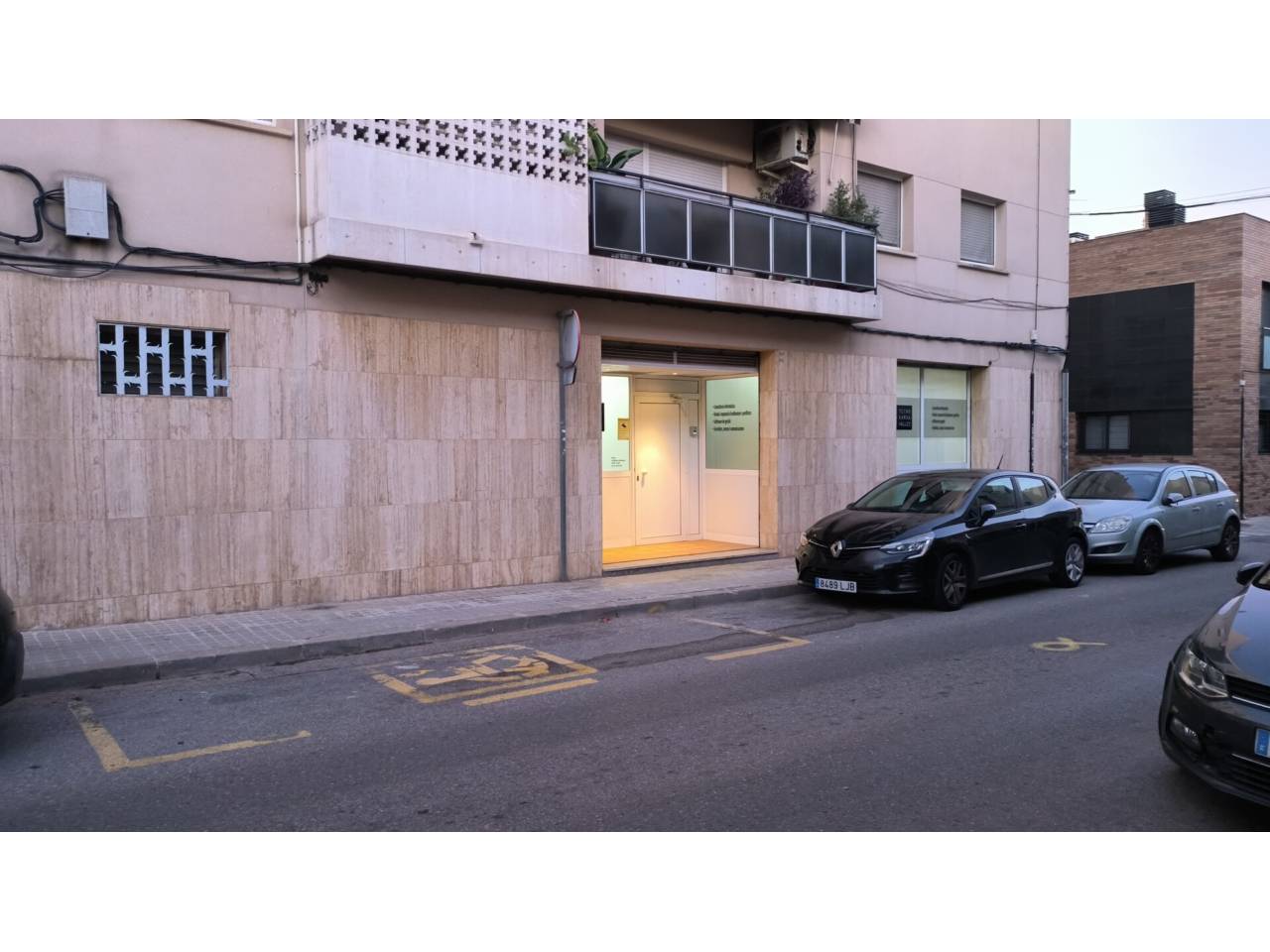 business-projects en sabadell · la-creu-alta €
