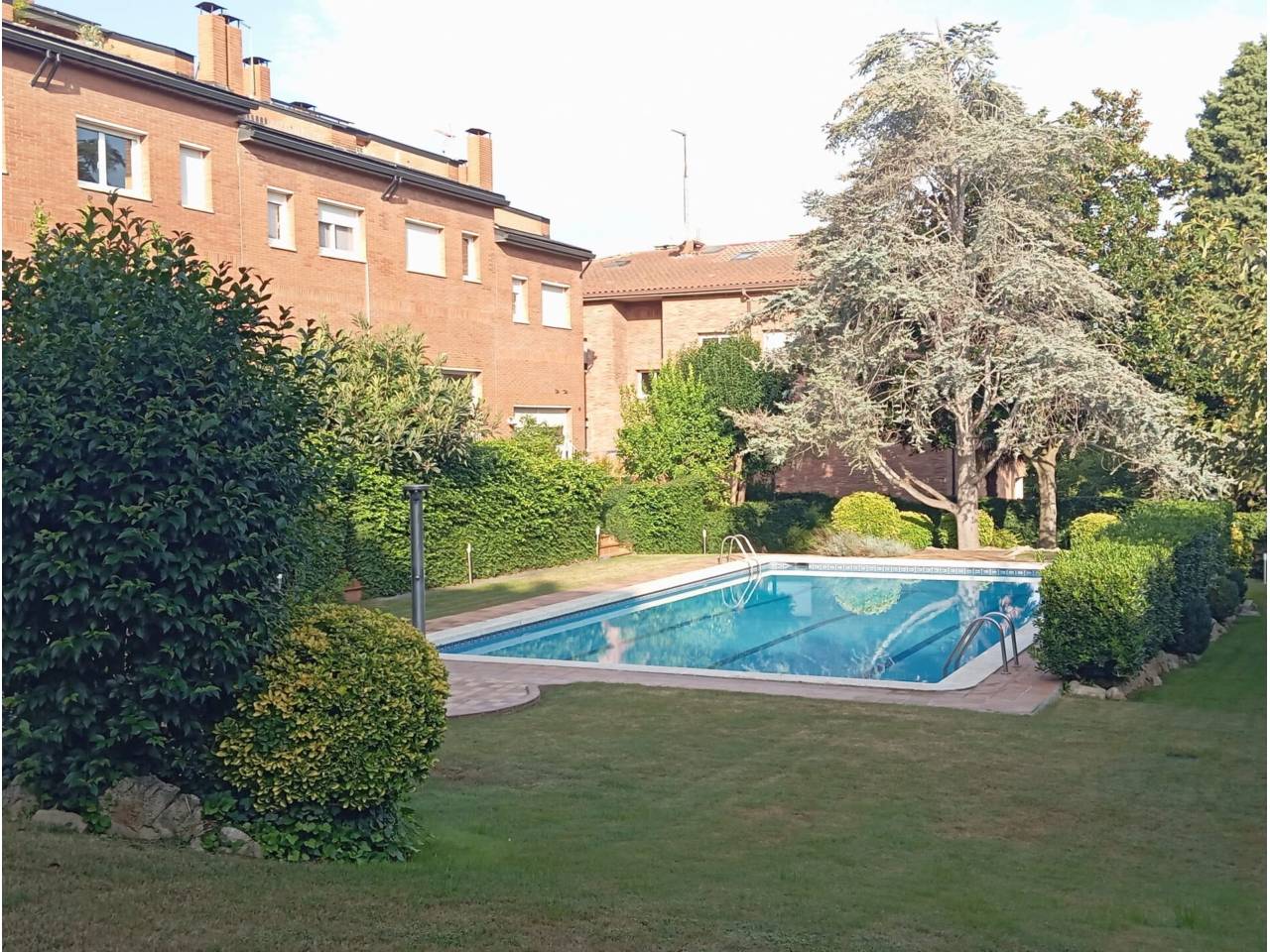 terraced-houses en sant-cugat-del-valles · l'eixample-torreblanca €
