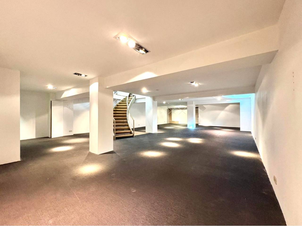 business-projects en sant-cugat-del-valles · centre €